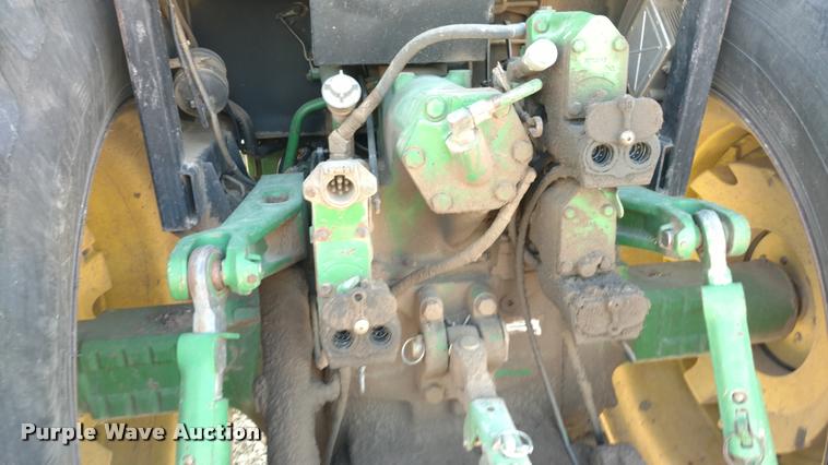 image for item DB0858 1989 John Deere 4955 MFWD tractor