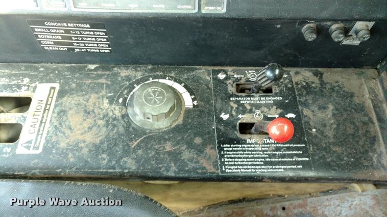 image for item DB0860 1979 John Deere 7720 RWA combine