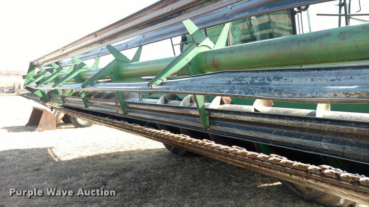 image for item DB0860 1979 John Deere 7720 RWA combine