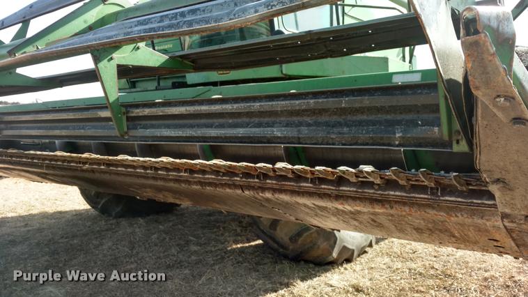 image for item DB0860 1979 John Deere 7720 RWA combine