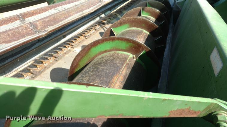 image for item DB0860 1979 John Deere 7720 RWA combine