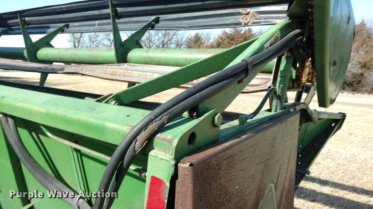 image for item DB0860 1979 John Deere 7720 RWA combine