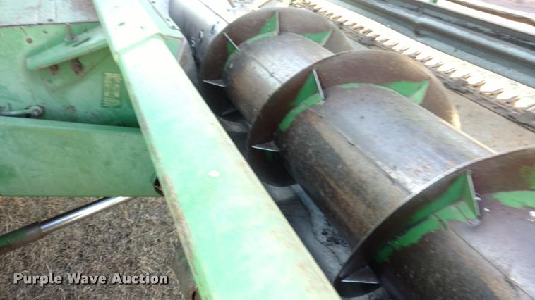 image for item DB0860 1979 John Deere 7720 RWA combine