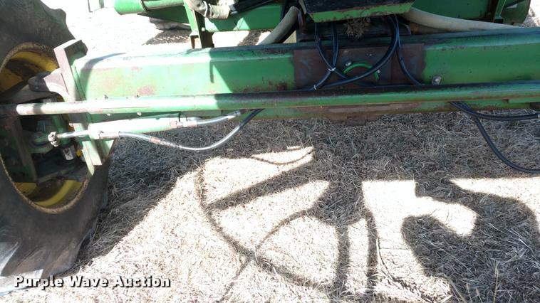 image for item DB0860 1979 John Deere 7720 RWA combine