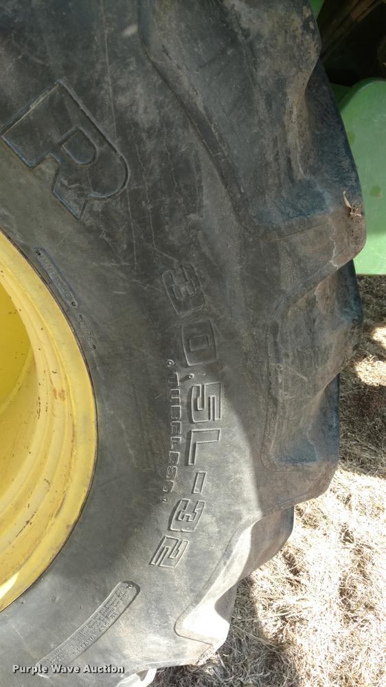 image for item DB0860 1979 John Deere 7720 RWA combine