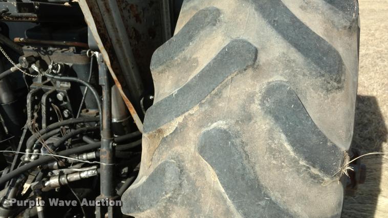 image for item DB0861 1978 White 2-105 tractor