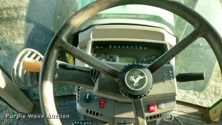 image for item DB0882 2010 John Deere 7130 MFWD tractor