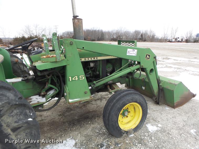 image for item DB1277 John Deere 830 tractor