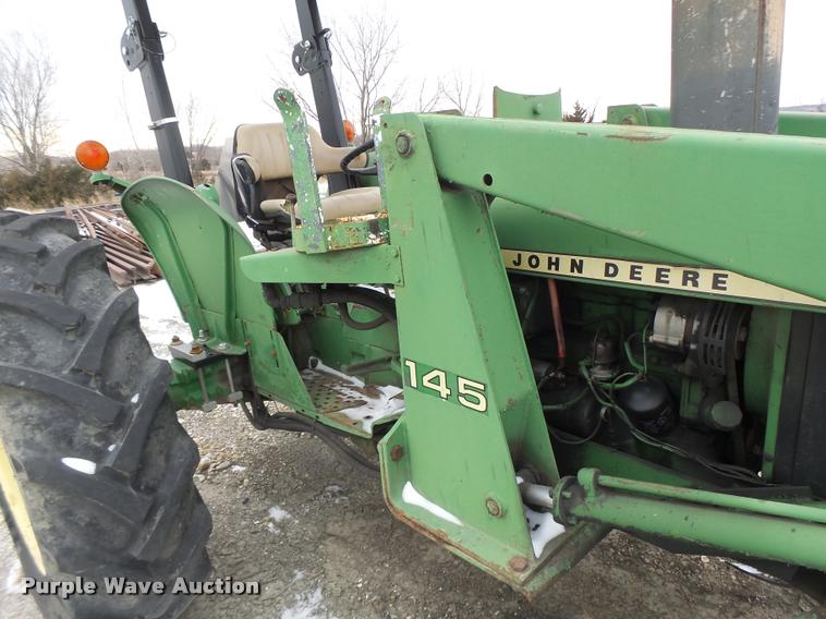 image for item DB1277 John Deere 830 tractor
