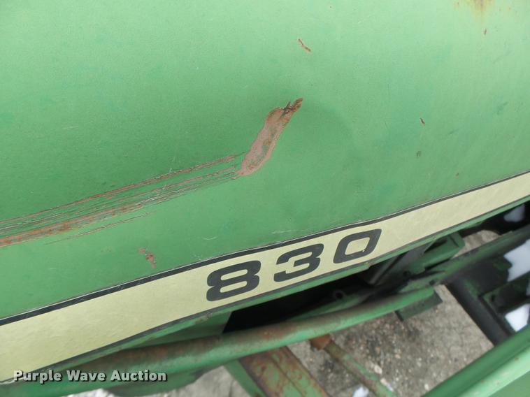 image for item DB1277 John Deere 830 tractor