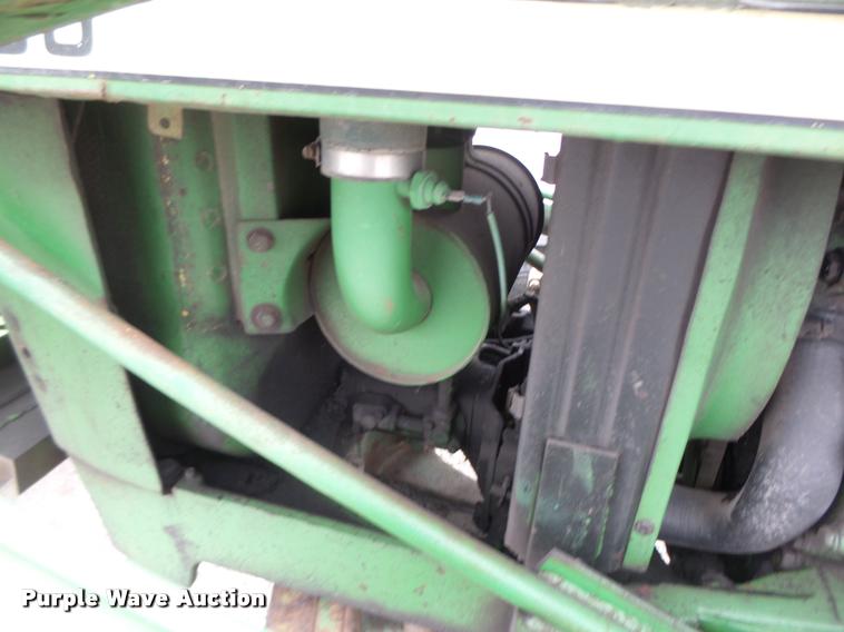 image for item DB1277 John Deere 830 tractor
