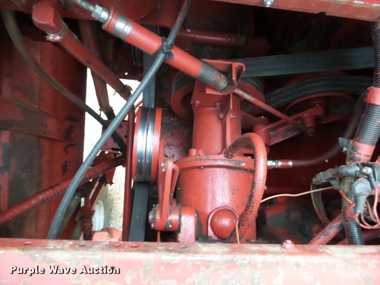 image for item DB1908 1992 Case IH 1680 Axial-Flow combine and head