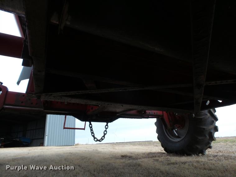 image for item DB1908 1992 Case IH 1680 Axial-Flow combine and head