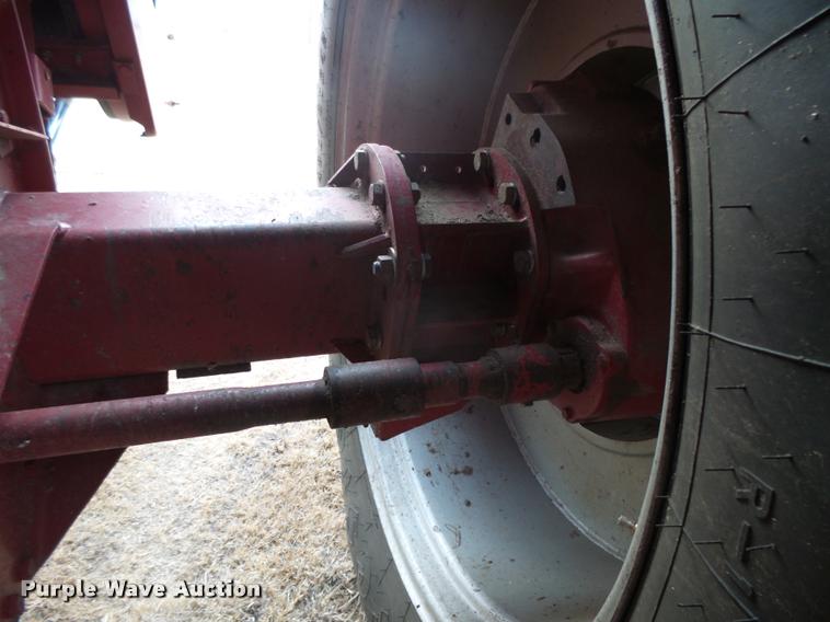 image for item DB1908 1992 Case IH 1680 Axial-Flow combine and head
