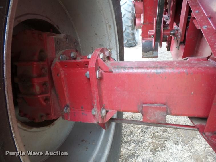 image for item DB1908 1992 Case IH 1680 Axial-Flow combine and head