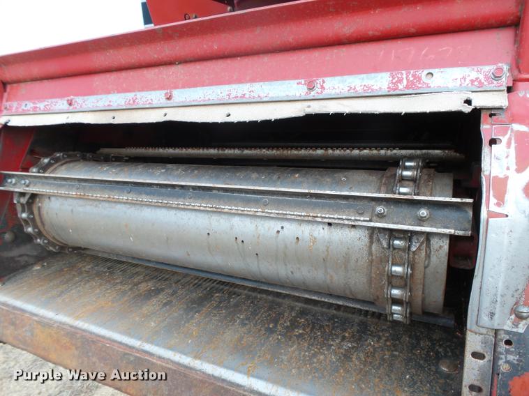 image for item DB1908 1992 Case IH 1680 Axial-Flow combine and head