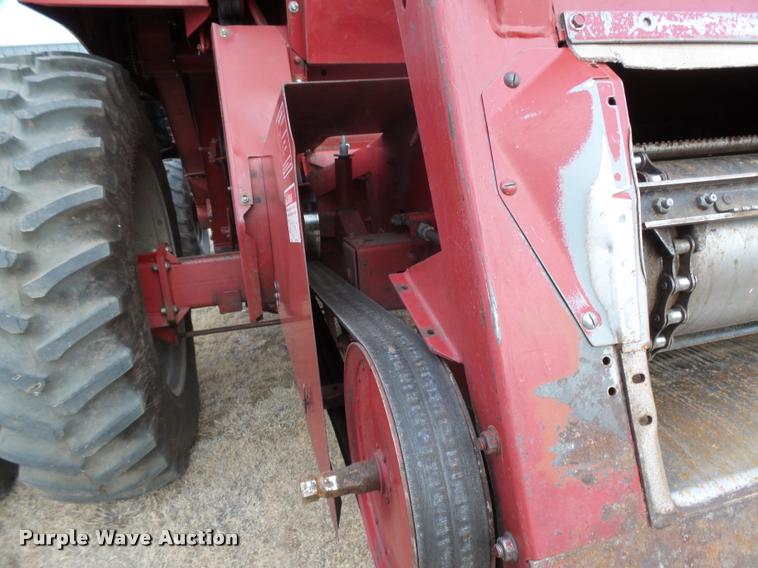 image for item DB1908 1992 Case IH 1680 Axial-Flow combine and head