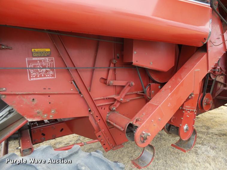 image for item DB1908 1992 Case IH 1680 Axial-Flow combine and head
