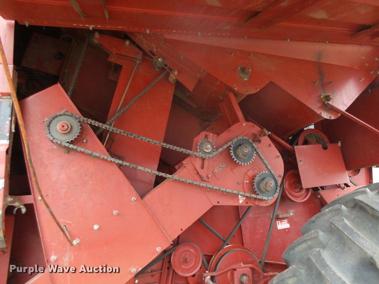 image for item DB1908 1992 Case IH 1680 Axial-Flow combine and head