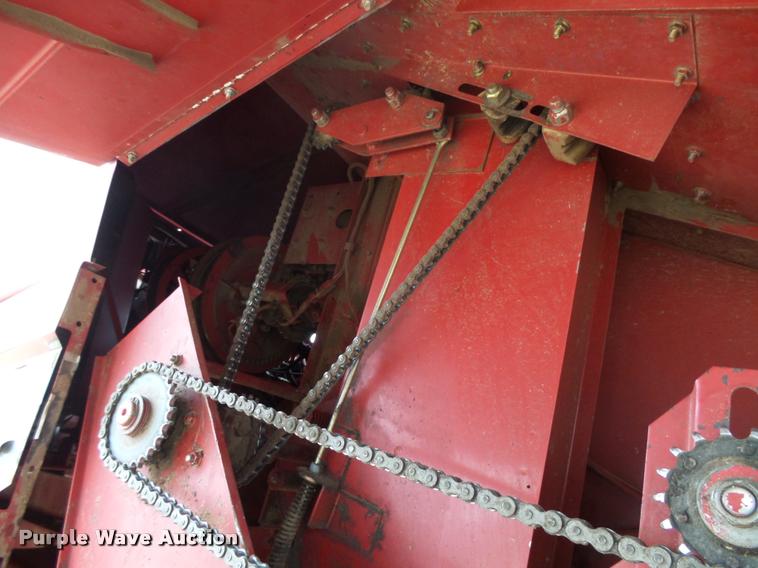 image for item DB1908 1992 Case IH 1680 Axial-Flow combine and head