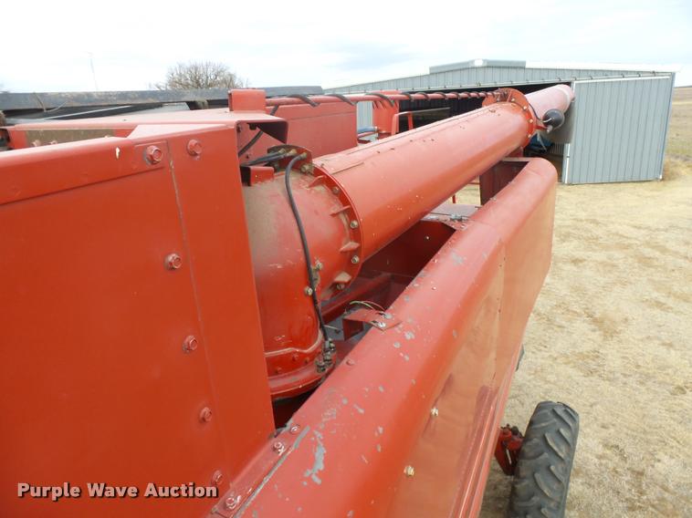 image for item DB1908 1992 Case IH 1680 Axial-Flow combine and head