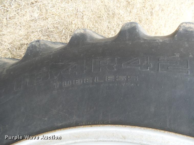 image for item DB1908 1992 Case IH 1680 Axial-Flow combine and head