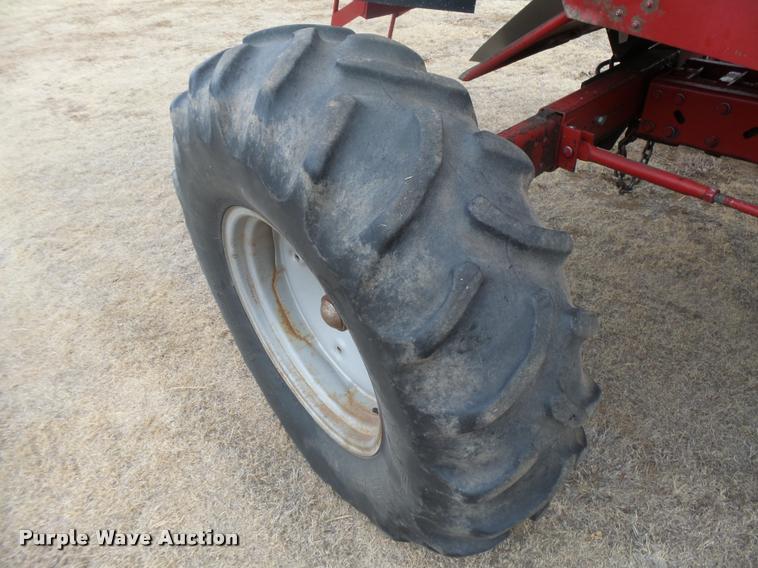 image for item DB1908 1992 Case IH 1680 Axial-Flow combine and head