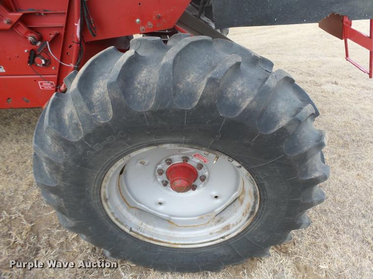 image for item DB1908 1992 Case IH 1680 Axial-Flow combine and head