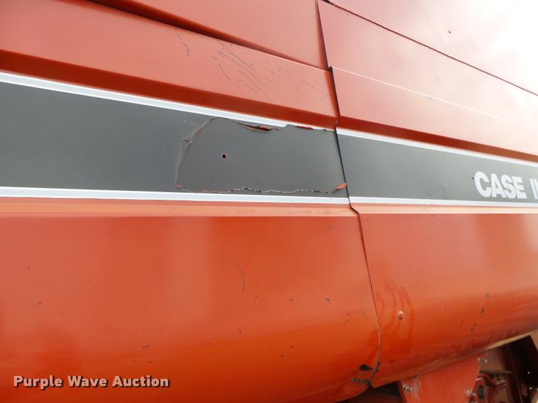 image for item DB1908 1992 Case IH 1680 Axial-Flow combine and head