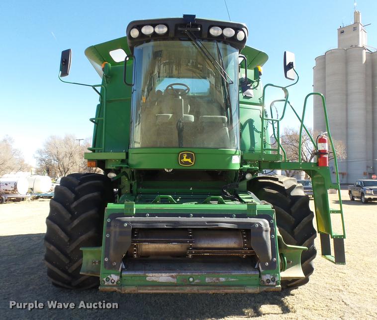 image for item DB1920 2010 John Deere 9670 STS combine