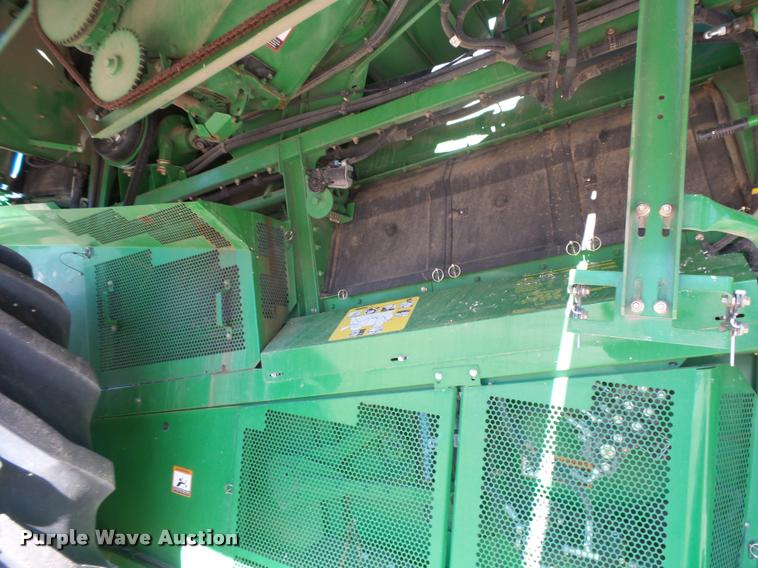 image for item DB1920 2010 John Deere 9670 STS combine