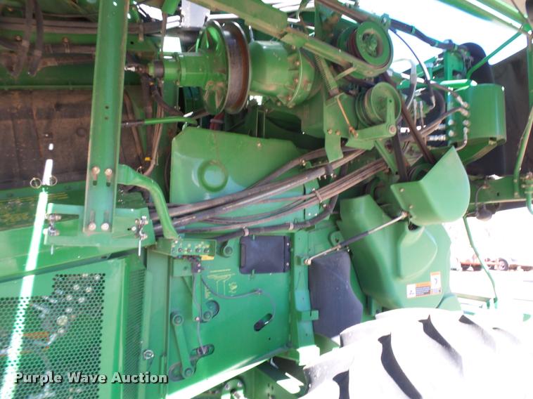 image for item DB1920 2010 John Deere 9670 STS combine