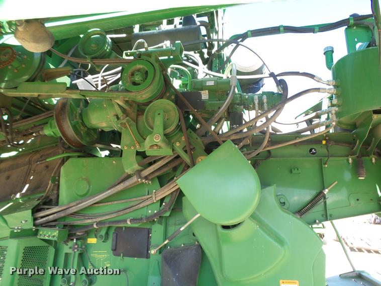 image for item DB1920 2010 John Deere 9670 STS combine