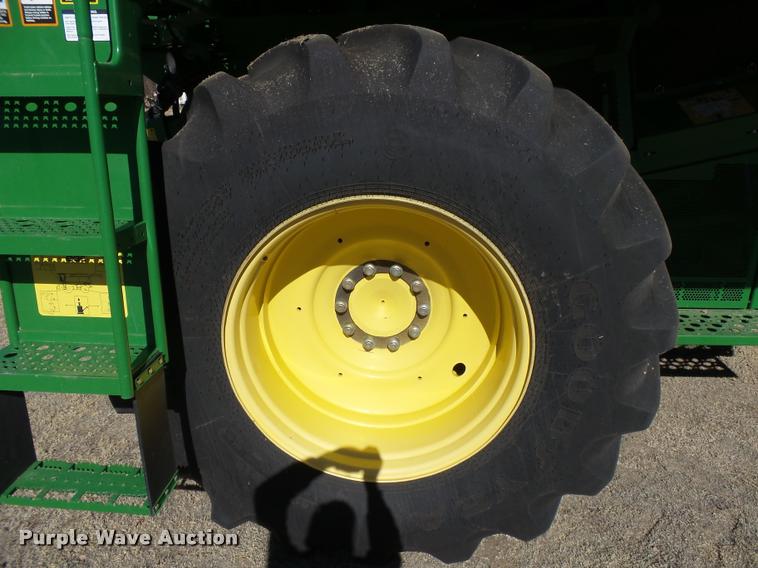 image for item DB1920 2010 John Deere 9670 STS combine