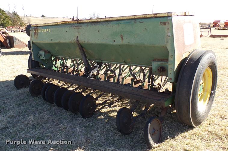 image for item DB2385 John Deere 8000 grain drill