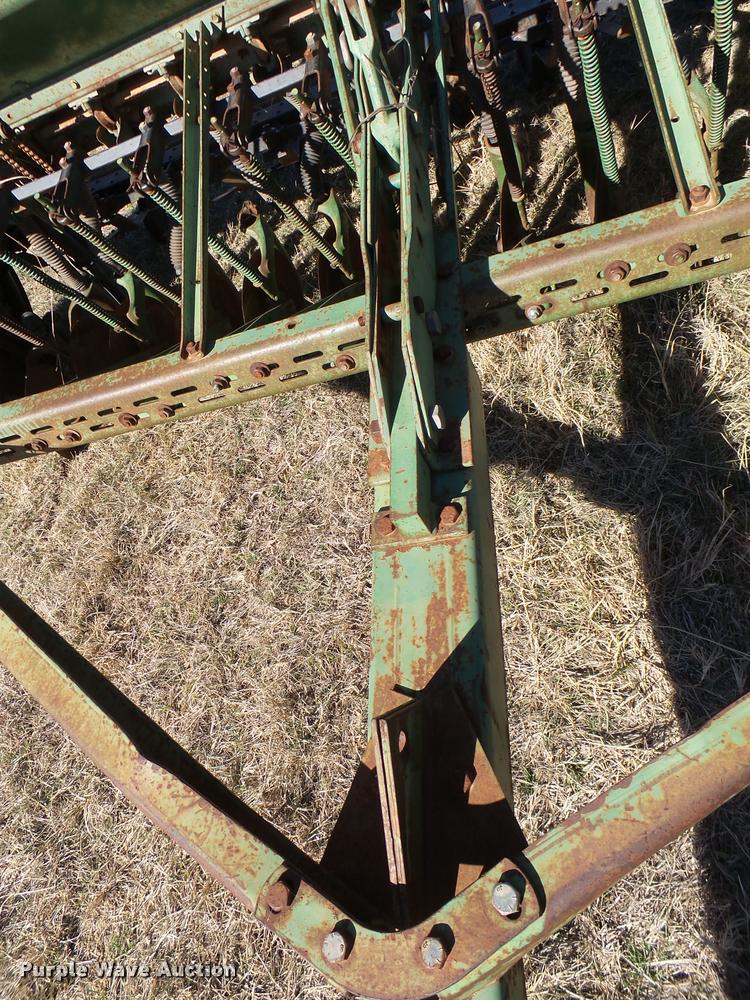 image for item DB2385 John Deere 8000 grain drill