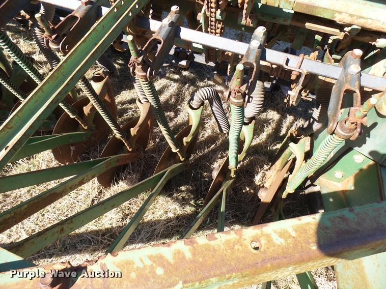 image for item DB2385 John Deere 8000 grain drill
