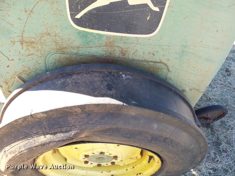 image for item DB2385 John Deere 8000 grain drill