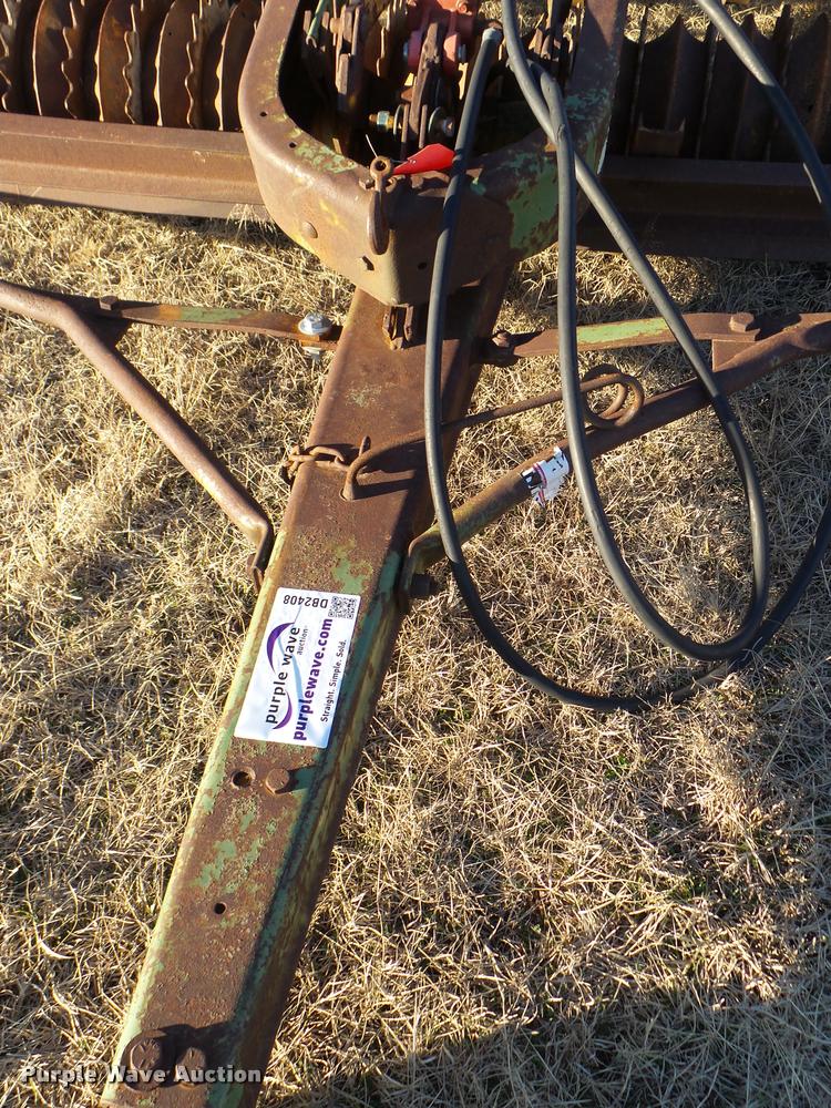 Kewanee cultipacker in Guthrie, OK Item DB2408 sold Purple Wave