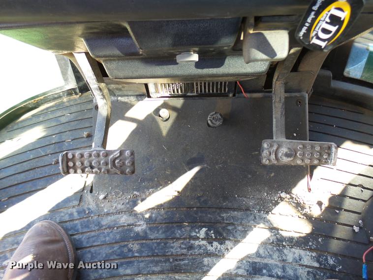 image for item DB2410 1991 John Deere 8760 4WD tractor