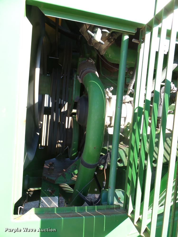 image for item DB2410 1991 John Deere 8760 4WD tractor