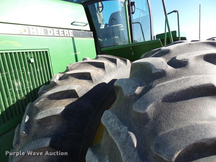 image for item DB2410 1991 John Deere 8760 4WD tractor