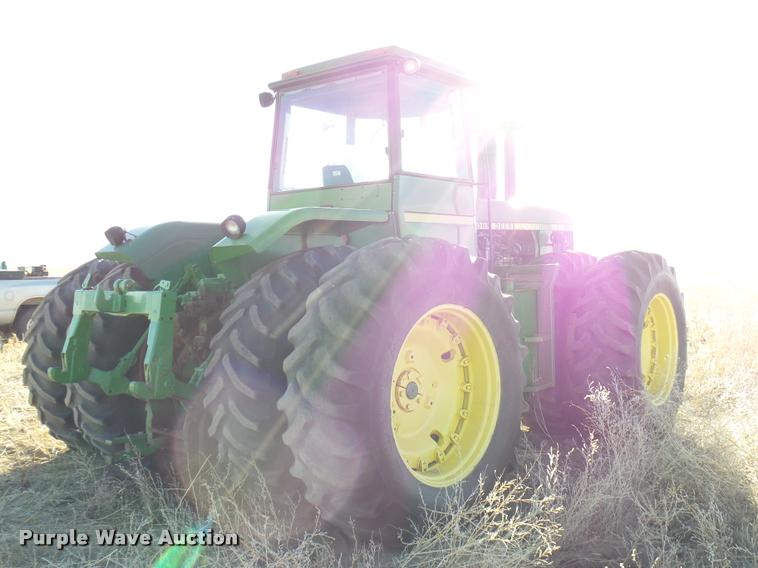 image for item DB2411 1981 John Deere 8640H 4WD tractor
