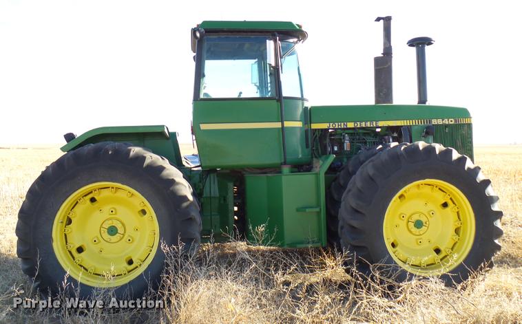 image for item DB2411 1981 John Deere 8640H 4WD tractor