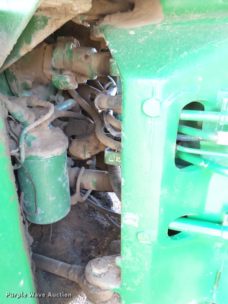 image for item DB2411 1981 John Deere 8640H 4WD tractor