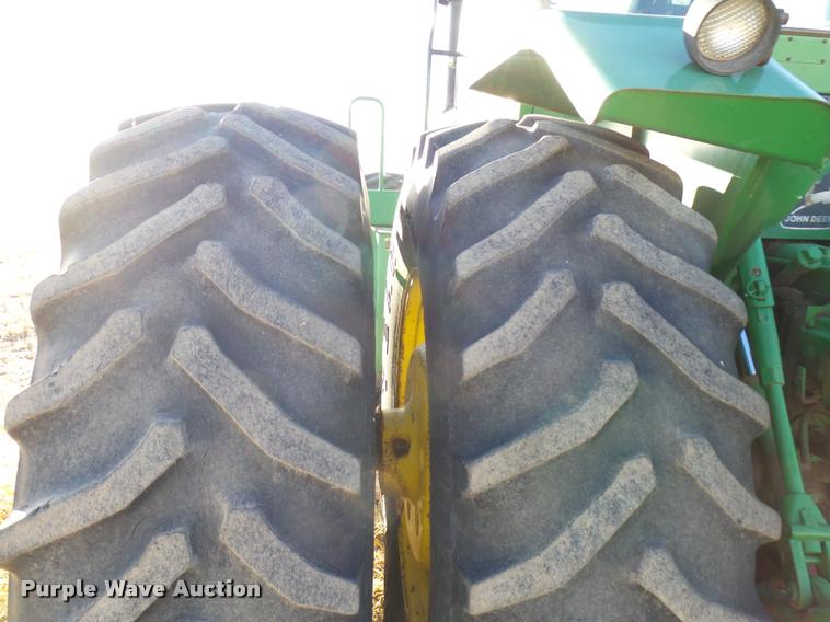 image for item DB2411 1981 John Deere 8640H 4WD tractor
