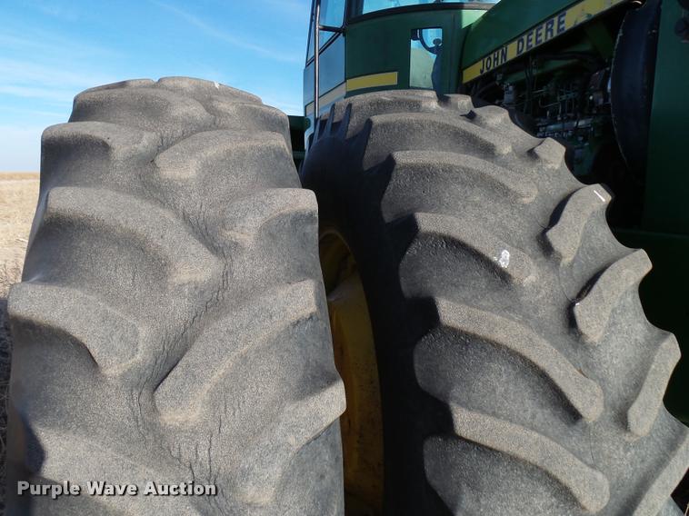 image for item DB2411 1981 John Deere 8640H 4WD tractor