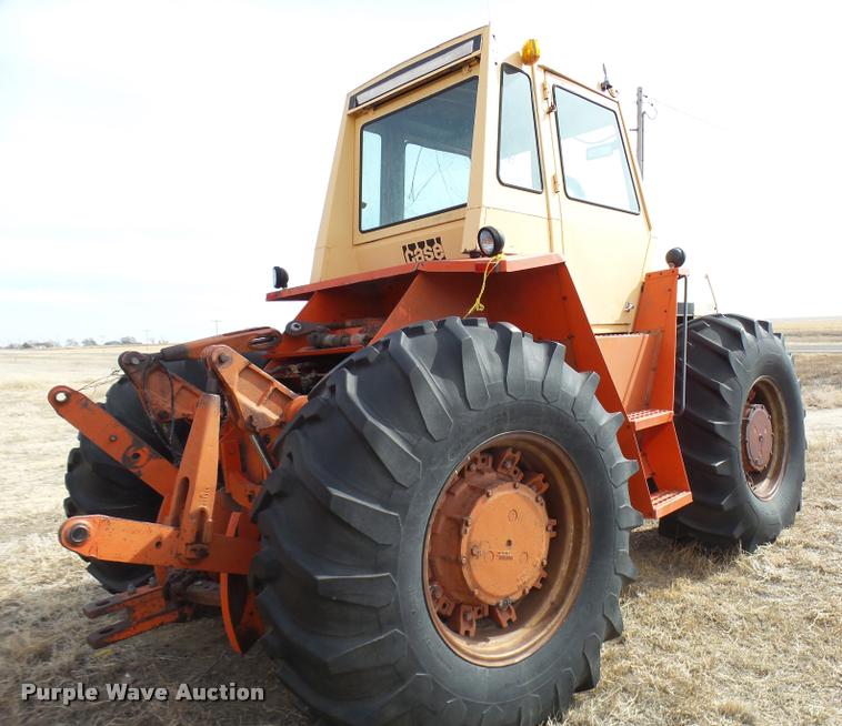 image for item DB2416 1972 Case 2470 4WD tractor