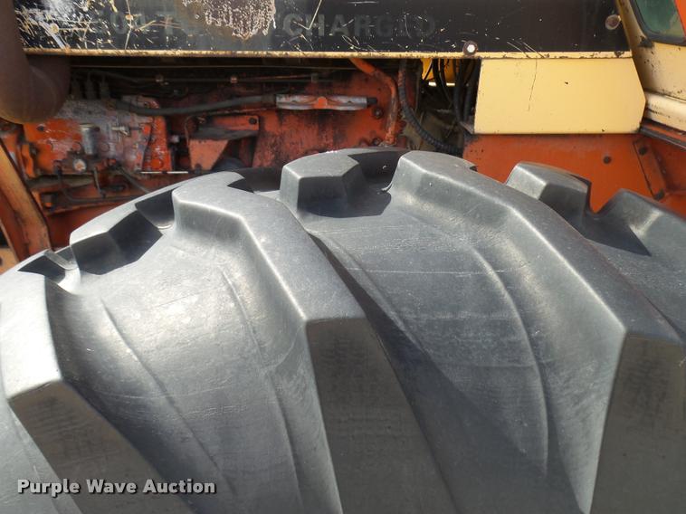 image for item DB2416 1972 Case 2470 4WD tractor