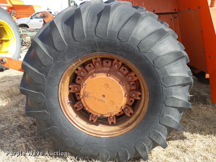 image for item DB2416 1972 Case 2470 4WD tractor